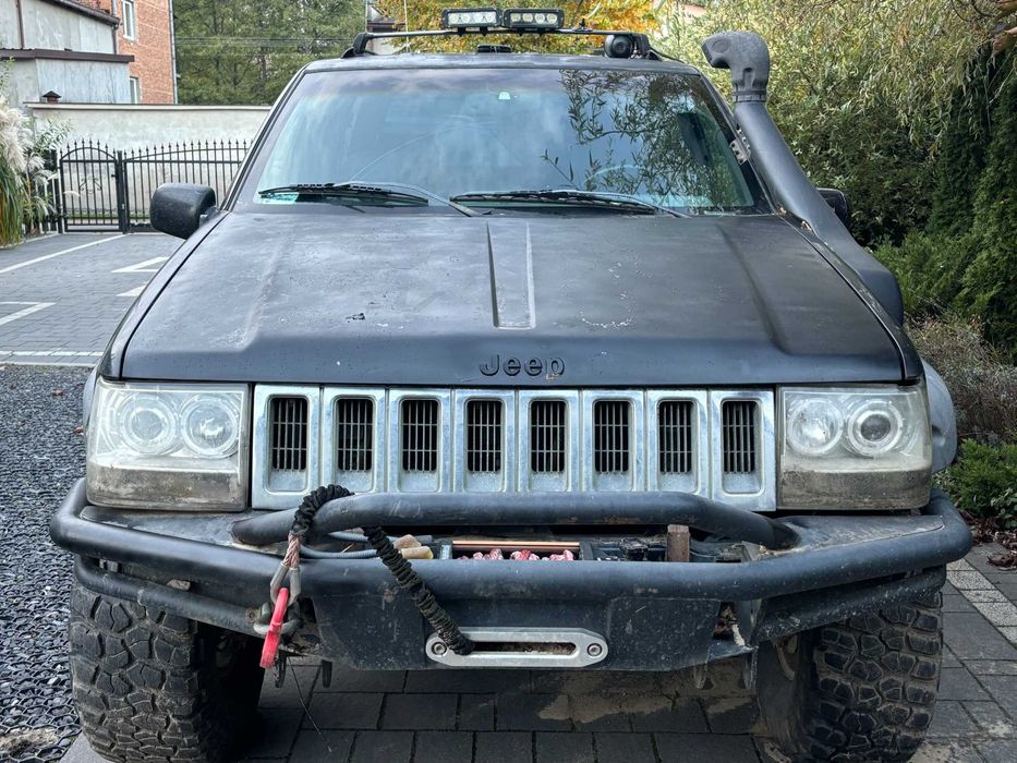Jeep Cherokee 4l gaz terenowy 93r