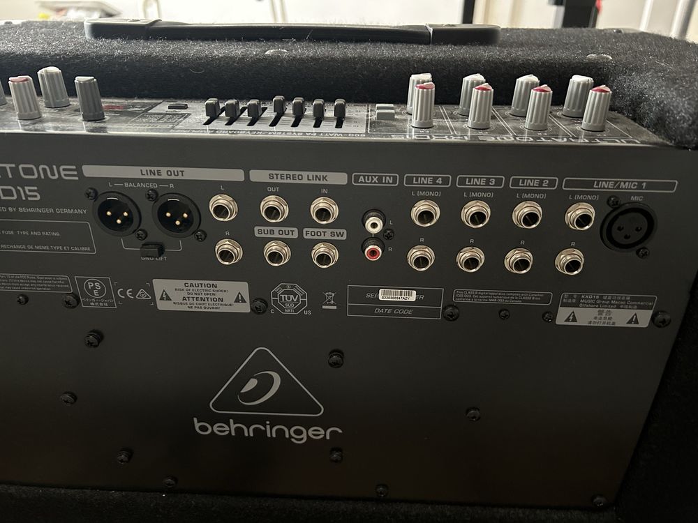 Nord Electro 6HP 73 + Softcase + Behringer KXD15 ultratone