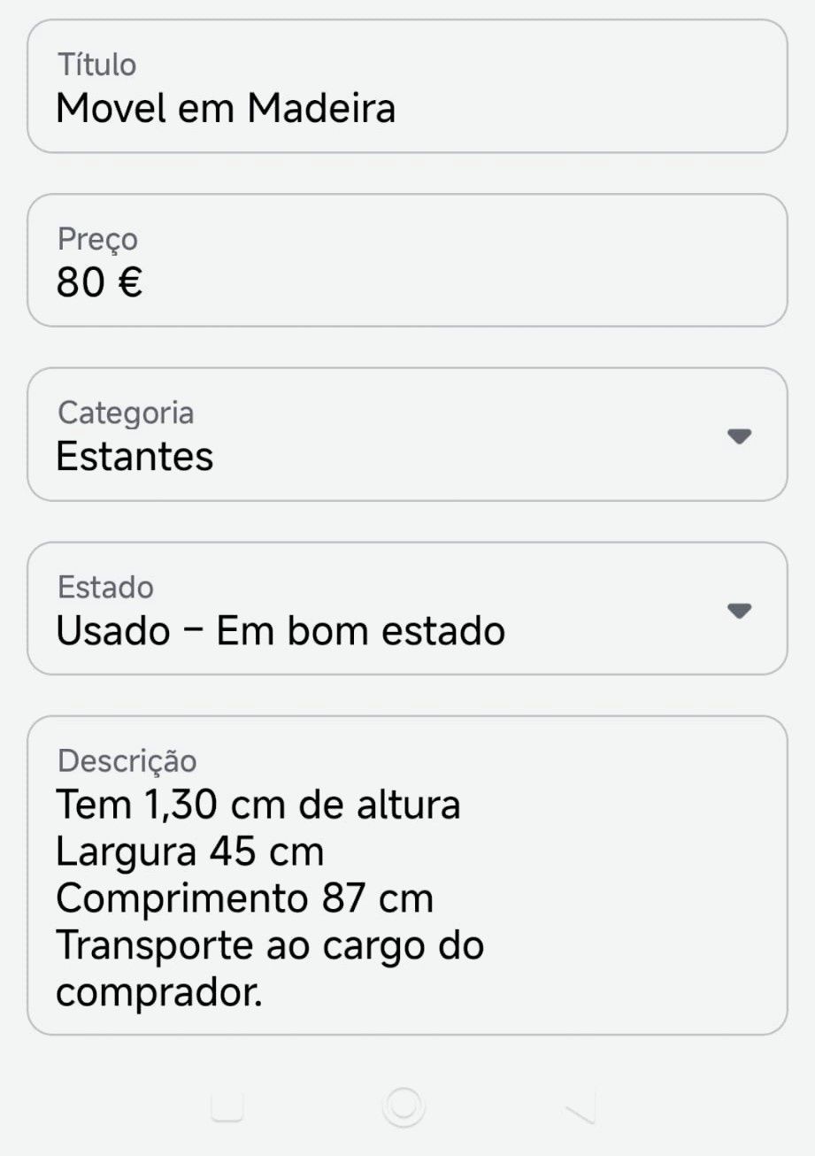 Estante de madeira