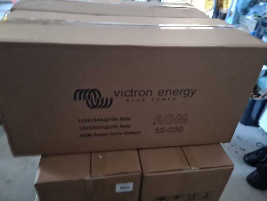 Akumulator - magazyn energii Victron Energy 12V 230Ah AGM