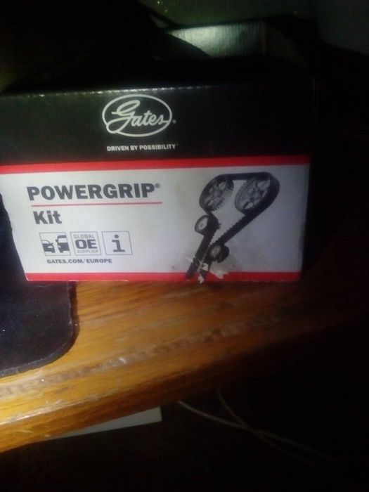 Комплект ремня ГРМ Gates k015678XS