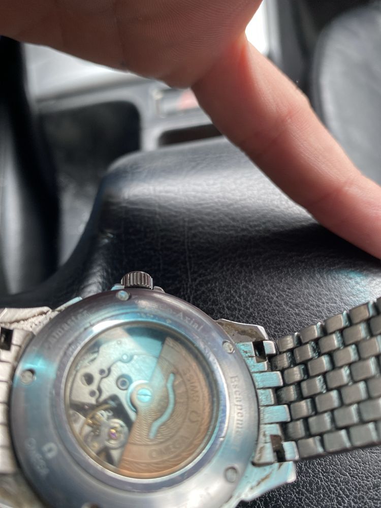 Relogio omega co axial