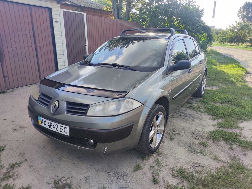 Renault Megane II 1.4 газ/бензин — 10 лет в одних руках