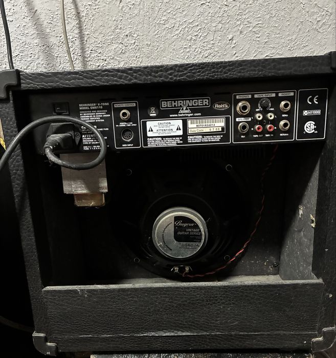 Behringer v-tone gmx 110 комбік на 30 ват