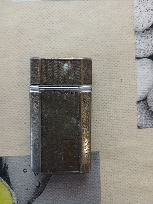 Продаётся рабочая ретро зажигалка.