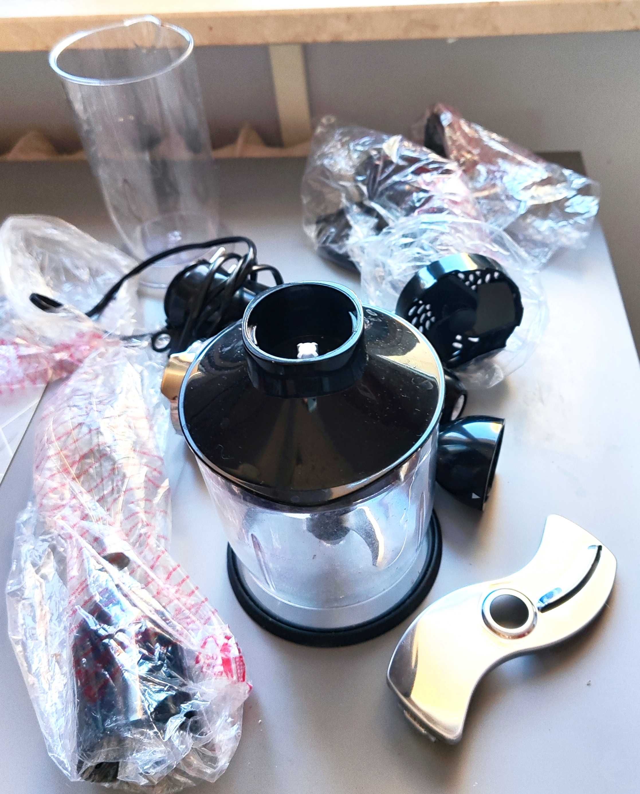 Blender Delimano 600W i komplet dodatków
