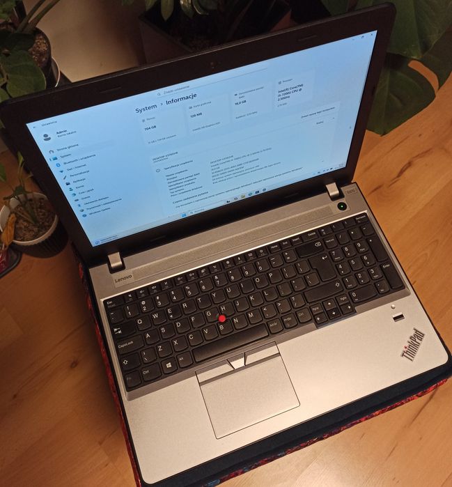 B.ładny Lenovo ThinkPad E570 i5/16GB RAM/dyski 750GB/15,6 FHD/win 11