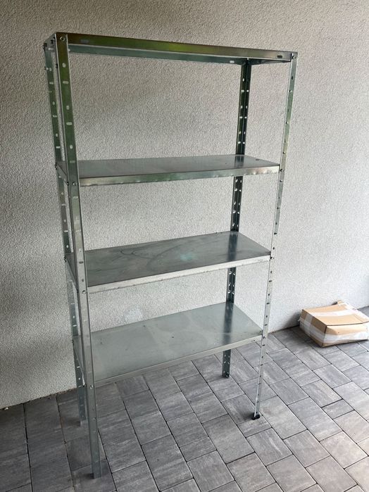 Oddam metalowe regały