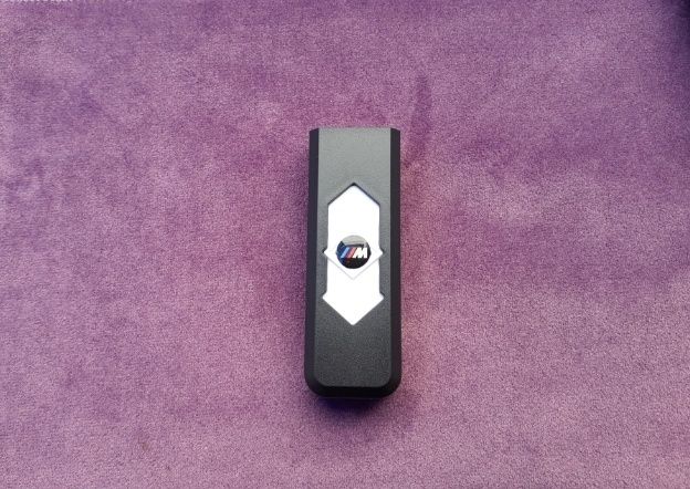 USB зажигалка М бмв е3034 3639 4660 Х3 6 7 F01 10 30 G01 05