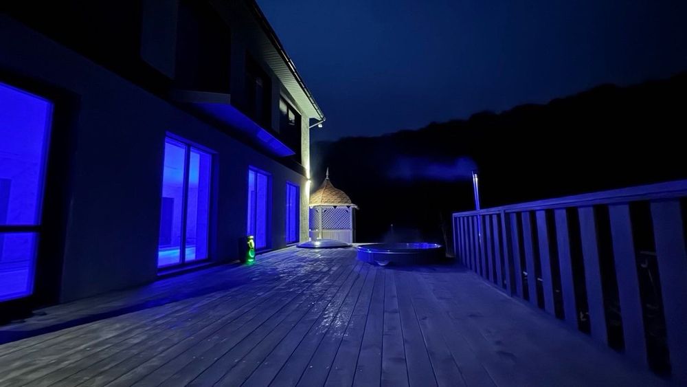 Здам в погодинну оренду басейн , сауна , чан.