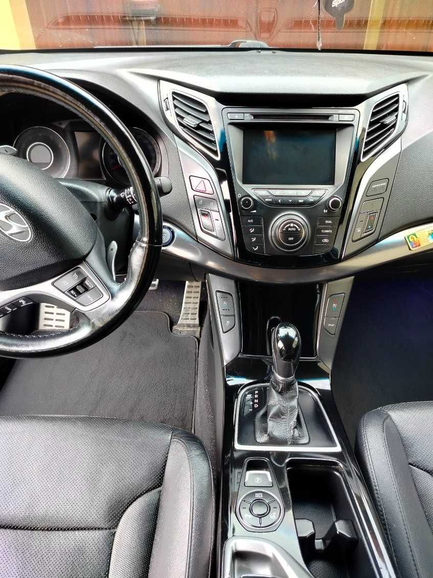 Sprzedam Hyundai i40, kombi 2.0 automat, 2012r, bogate wyposażenie!