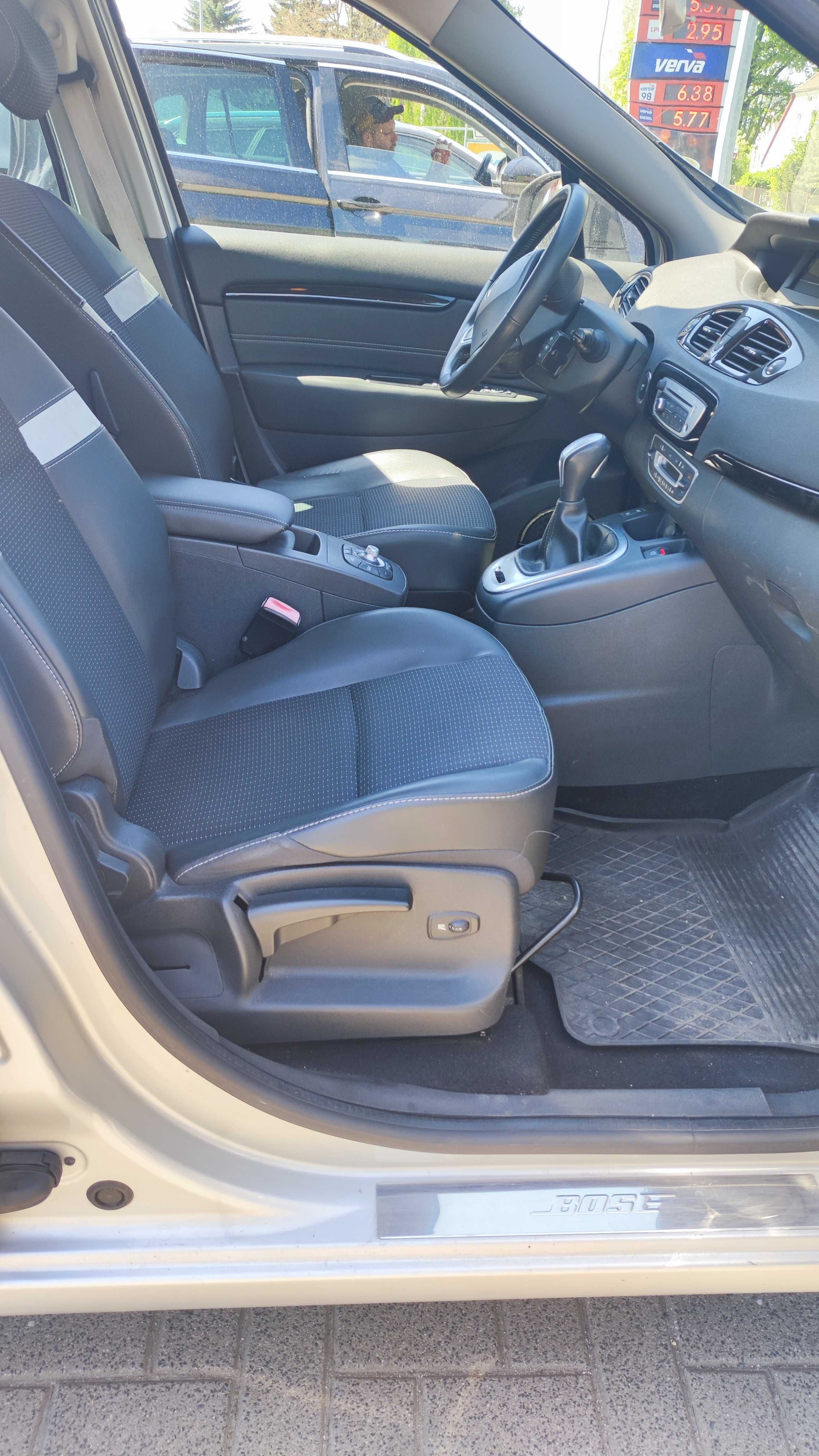 Renault Grand Scenic 2012r. 2.0 dCi Bose
