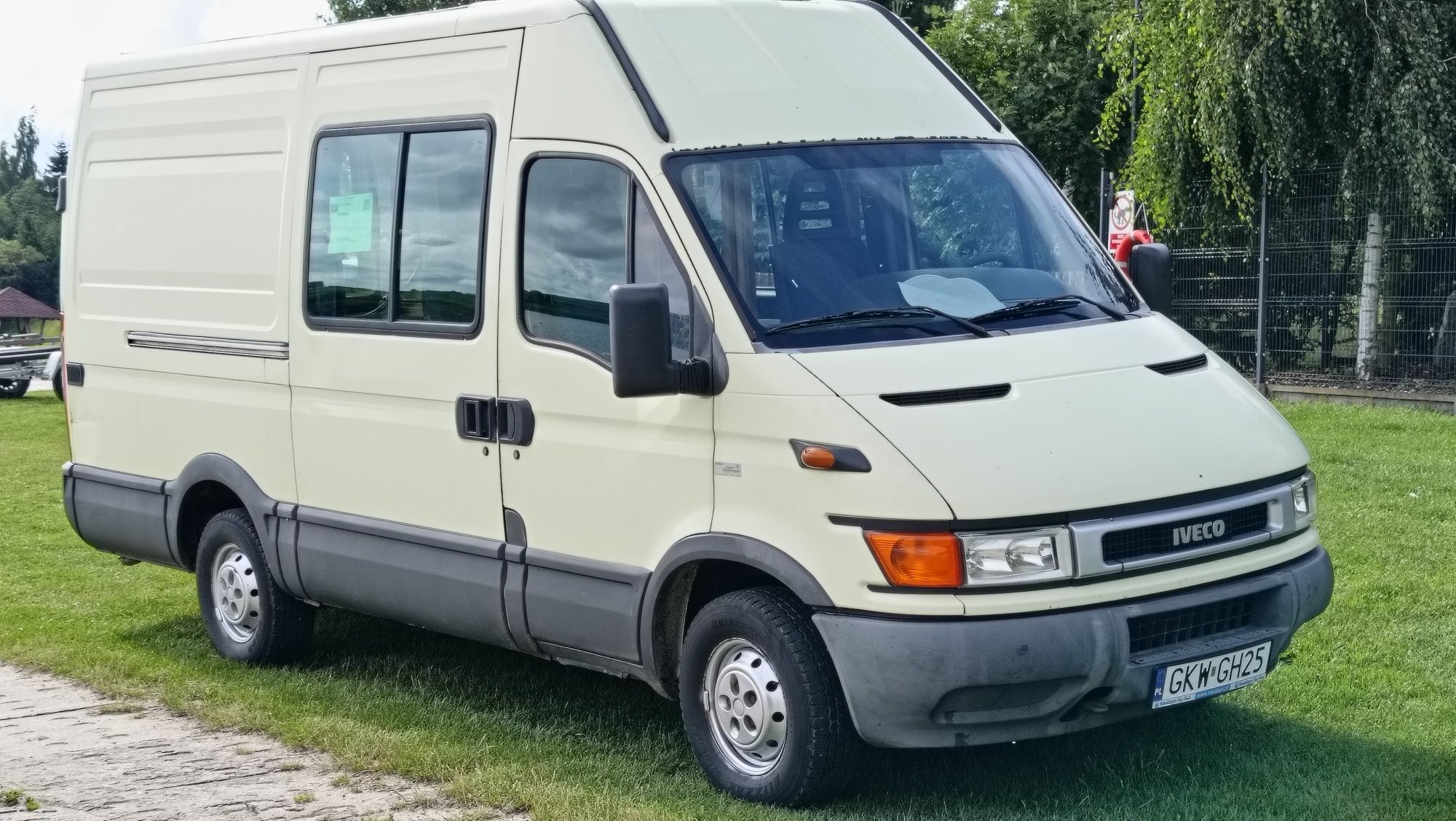 Iveco Deily 3  Bus Camper Projekt 6 osoby Brygadówka