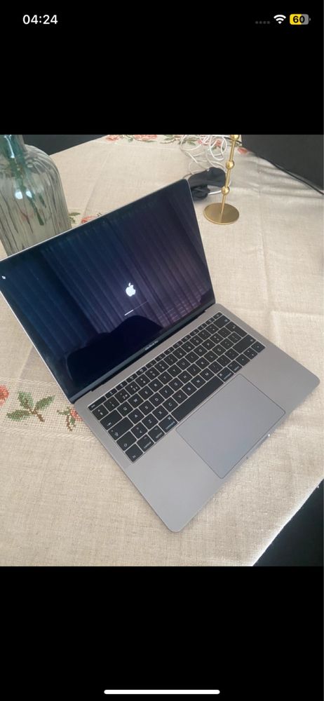Aople Macbook pro