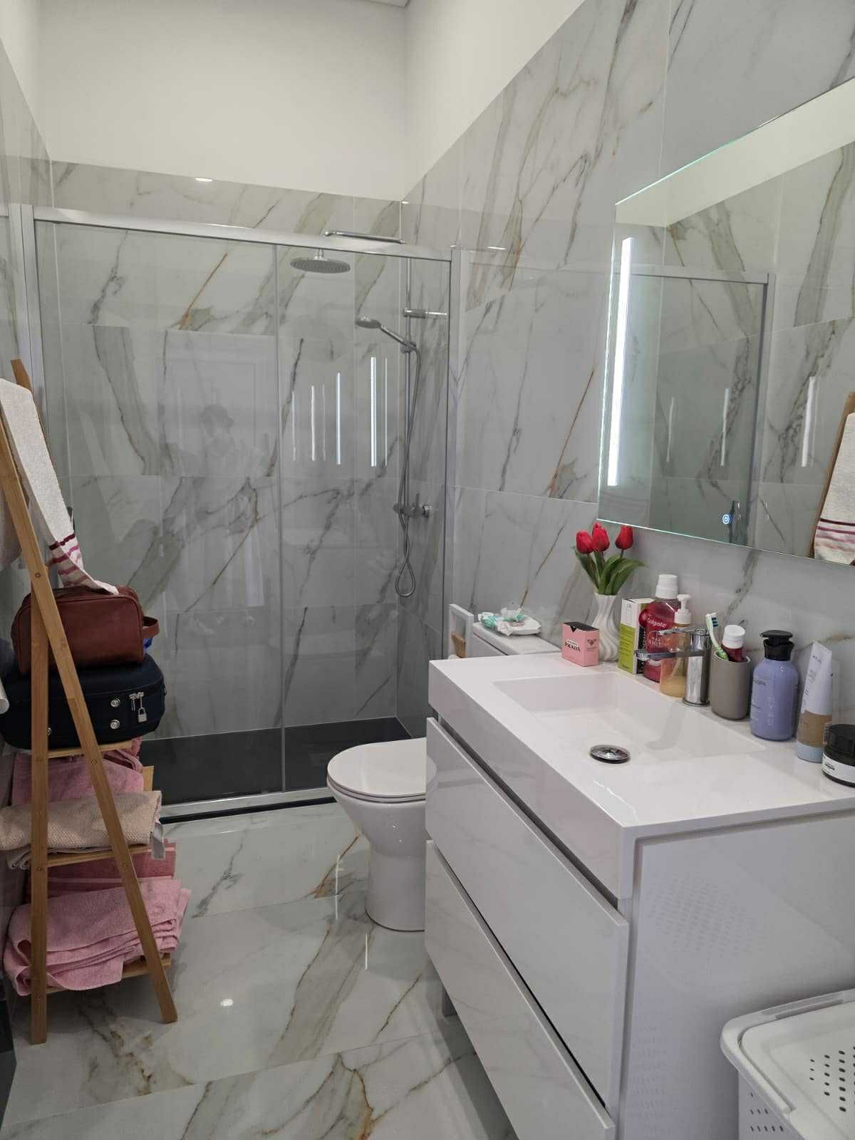 Aluga apartamento T1+1