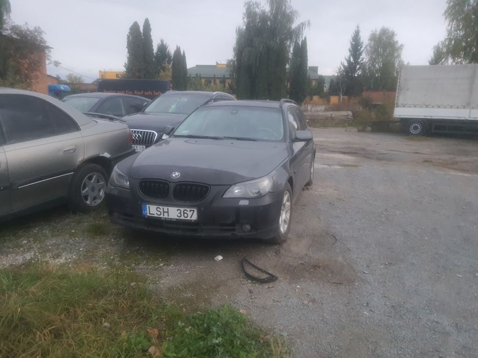 Продам Бмв е61 2004 року м54б25, можливо по запчастинам