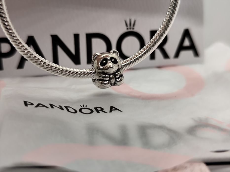 Conta panda da Pandora