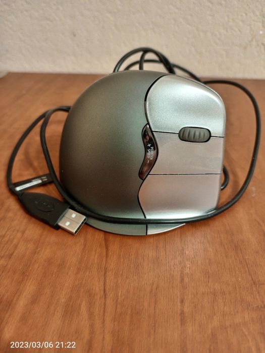 Вертикальна мишка