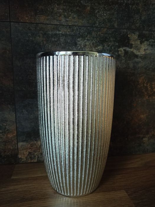 Wazon ceramiczny srebrny