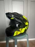 Kask motocyklowy szczękowy HJC I80 ROKI Yellow rozmiar M idealny