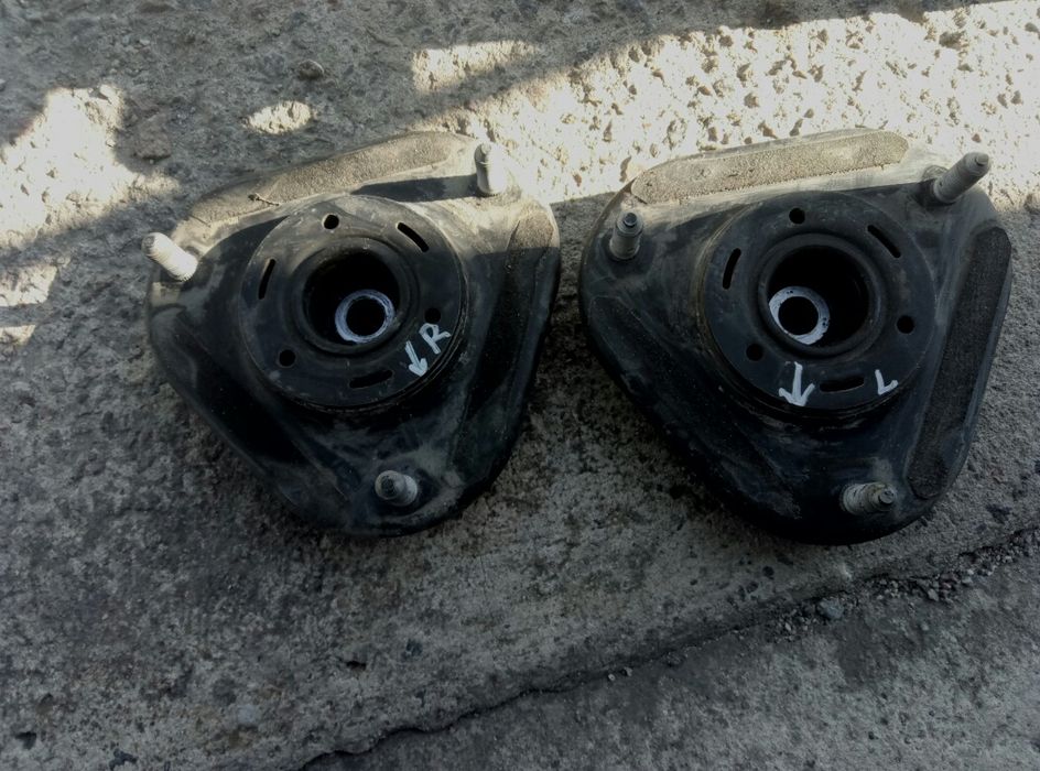 Опорный подшипник на Toyota corolla 2007-2012 г.в. Левый