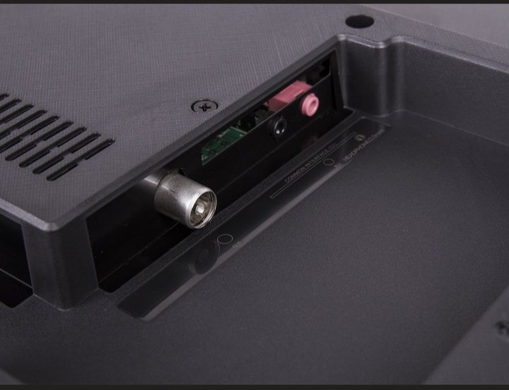 Телевізор JVC LT32MU380