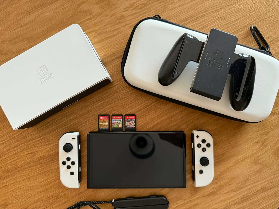 Nintendo Switch OLED White - 3 gry - stan idealny