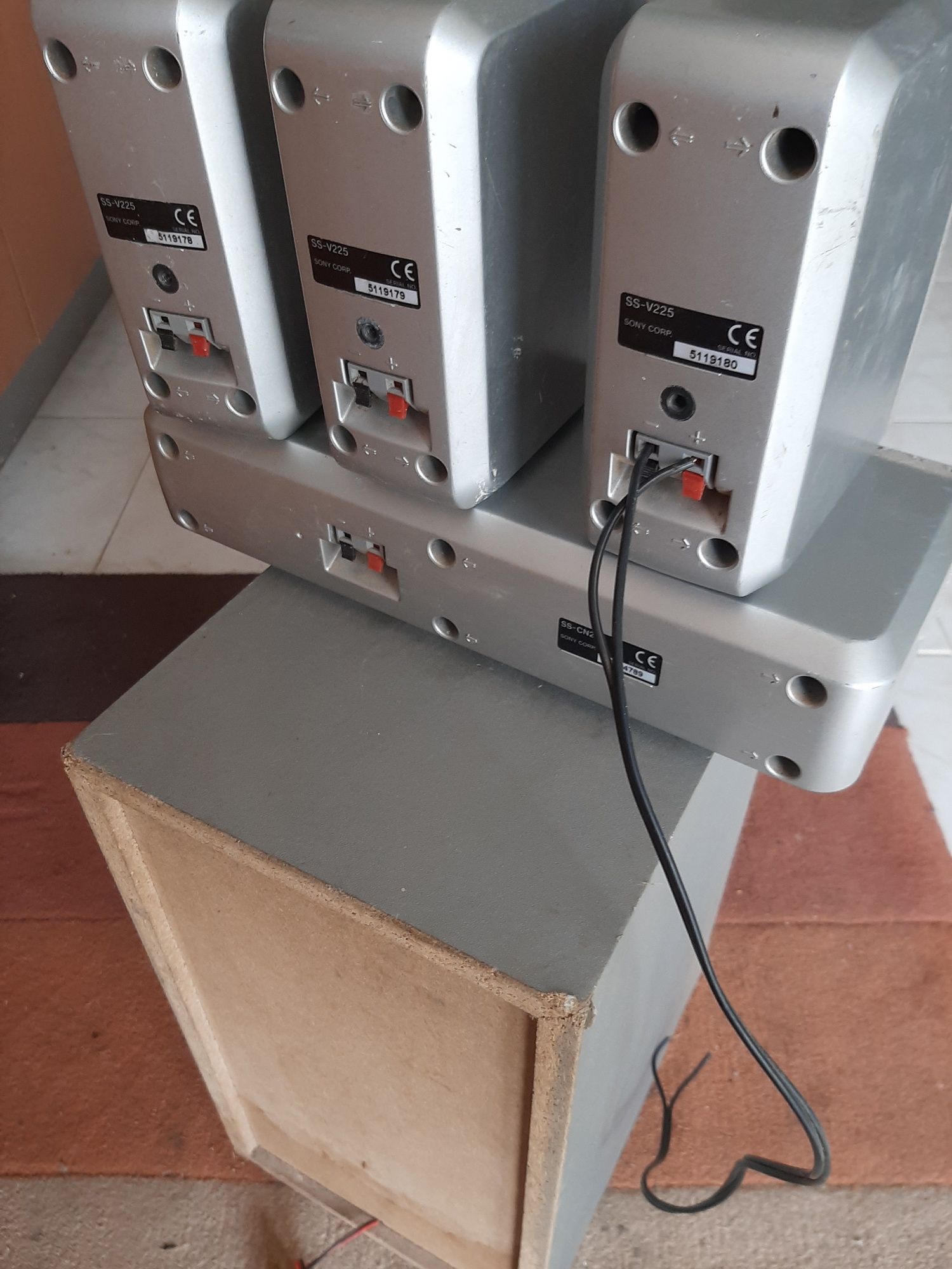 Coluna subhofer c/ medio/ twters activa /passiva impecaveis