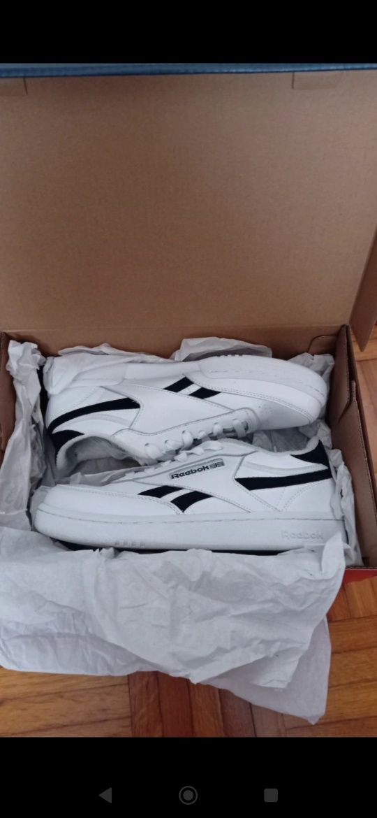 Sapatilhas NOVAS Reebok club C 36.5