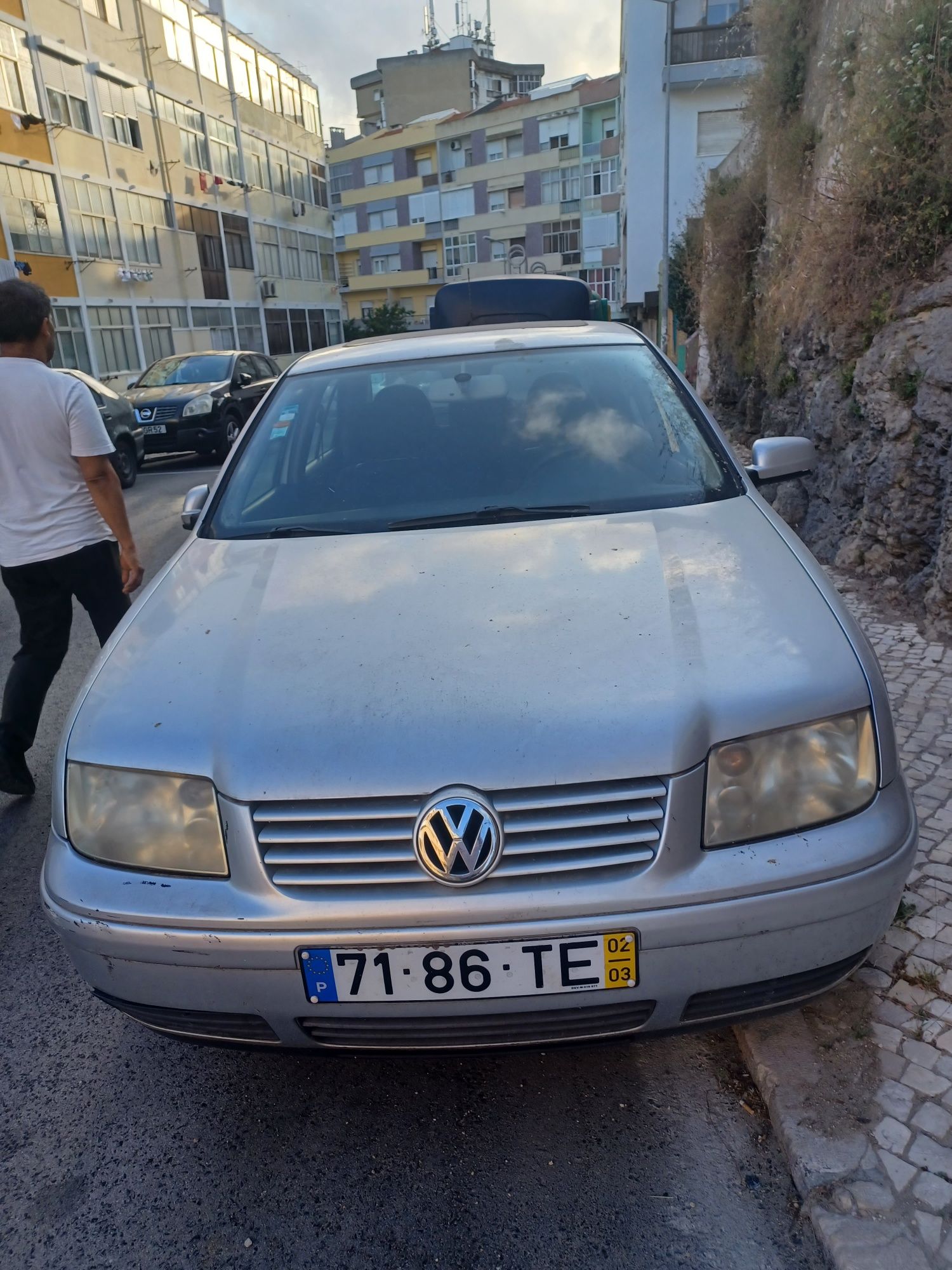 Vendo Bora 1600 com 240000 km