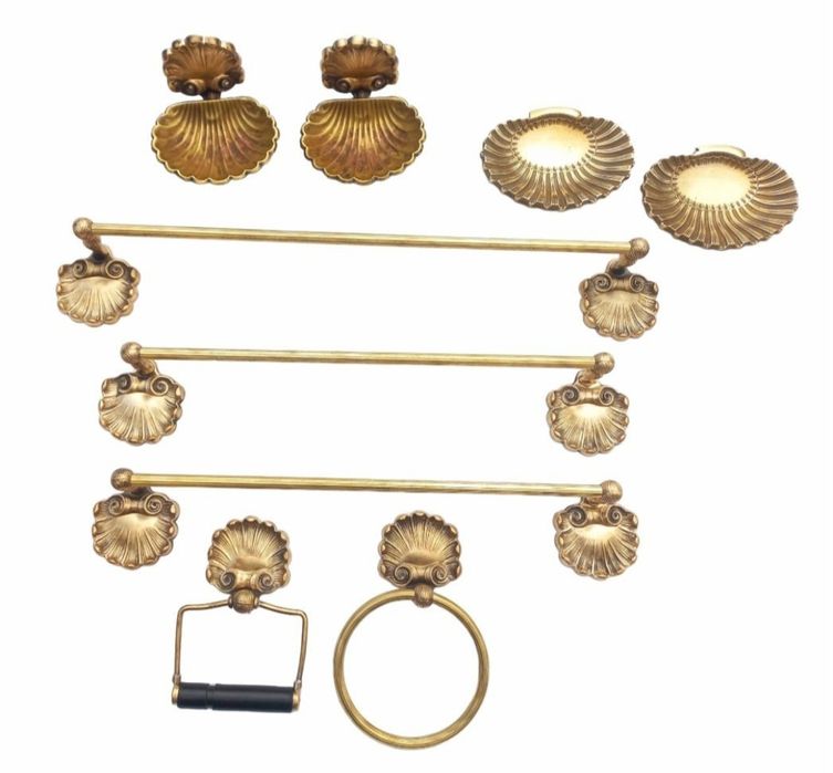 Conjunto antigo de wc, anos 50, em latão.