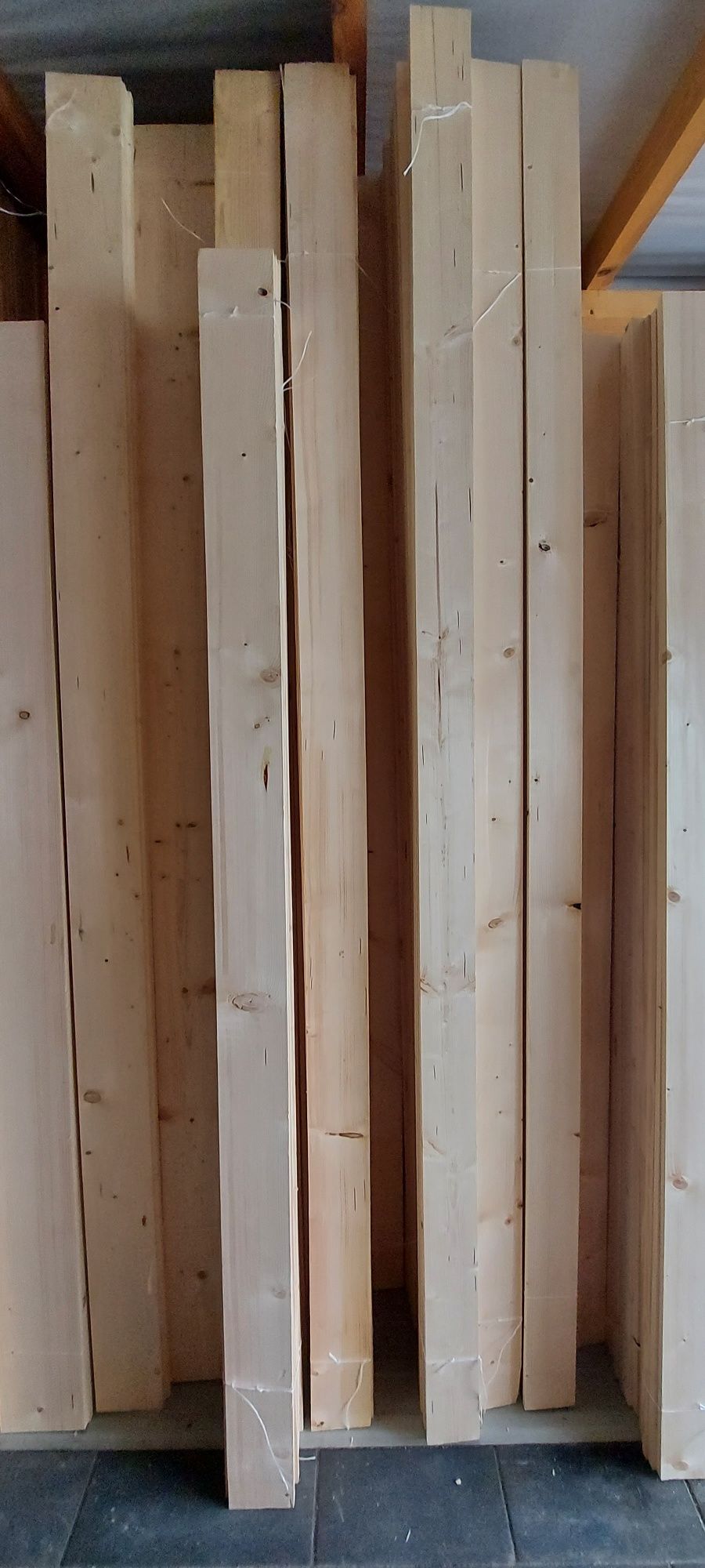 Deska świerkowa heblowana 10x2