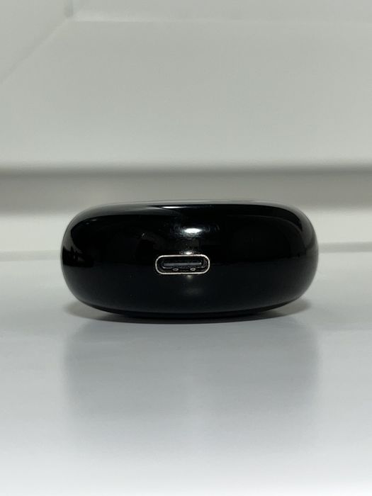 Бездротові навушники.