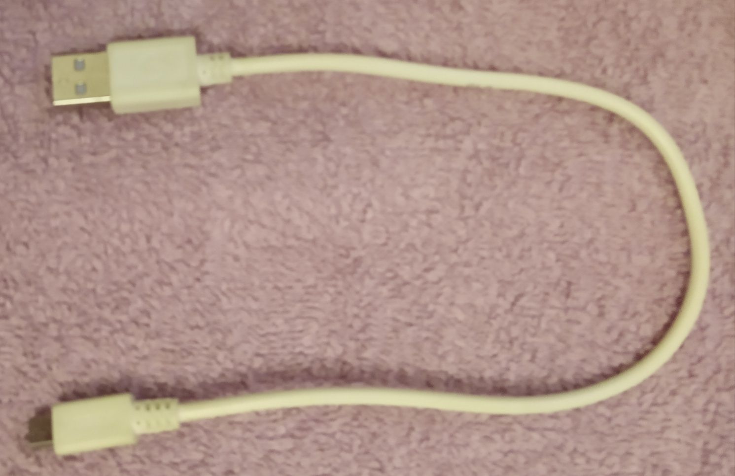 Кабели " USB " и кабели " переходники " .