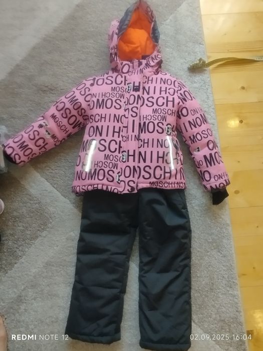 Біле платячко з квіткою