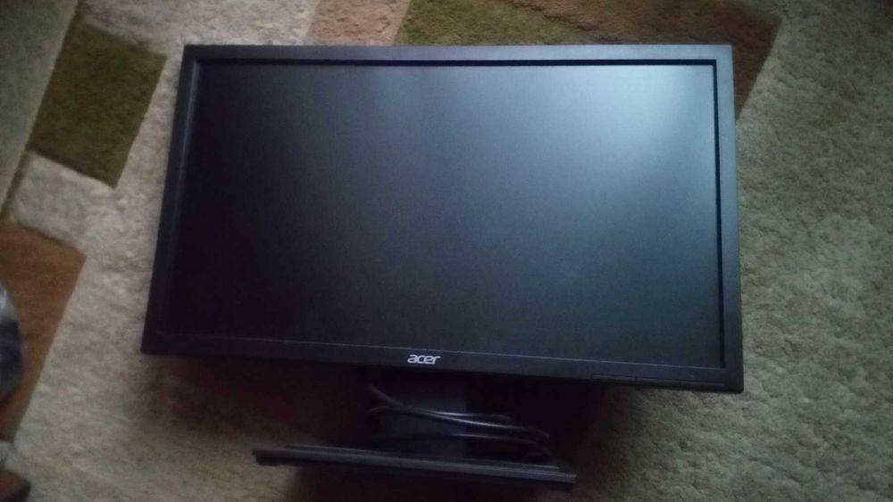 Монітор Acer V226HQL/22" 16:9 (1920х1080) TN .(кабелі VGA, живлення)