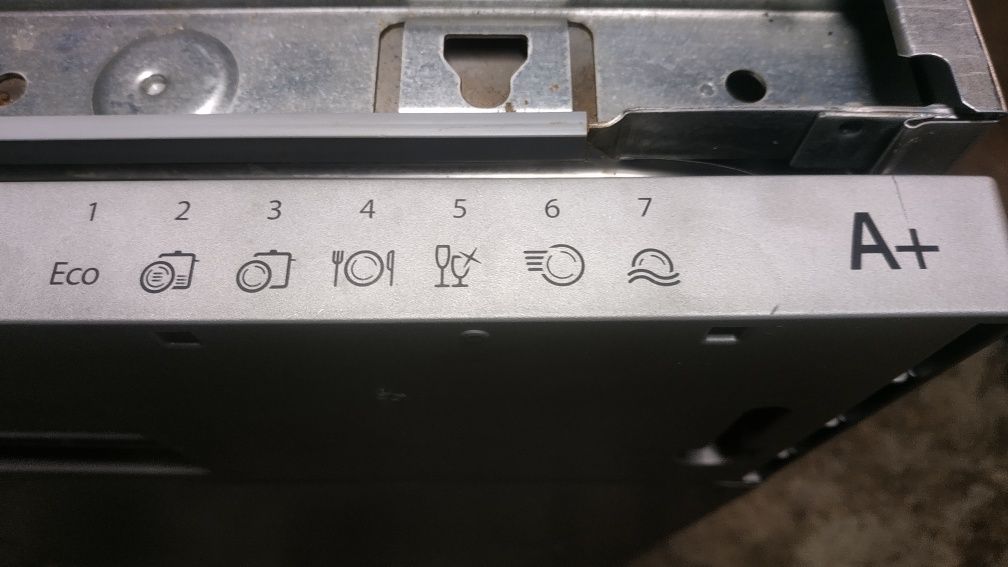 Посудомоечная машина HOTPOINT-ARISTON LSTF 7B019 EU