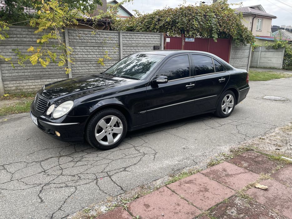 Продам автомобиль Mercedes-Benz