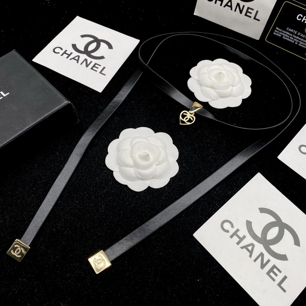 Naszyjnik choker chanel