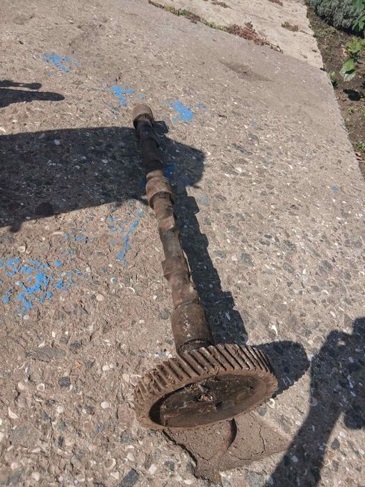 Запчасти на: ЮМЗ