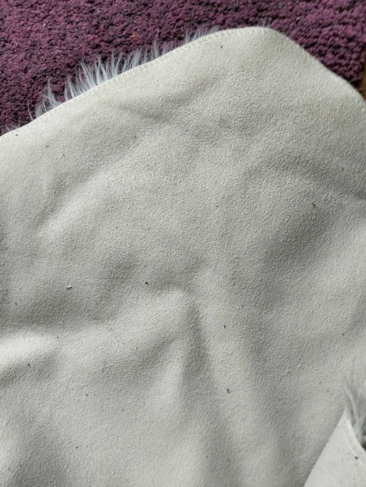 Dywanik włochaty biały