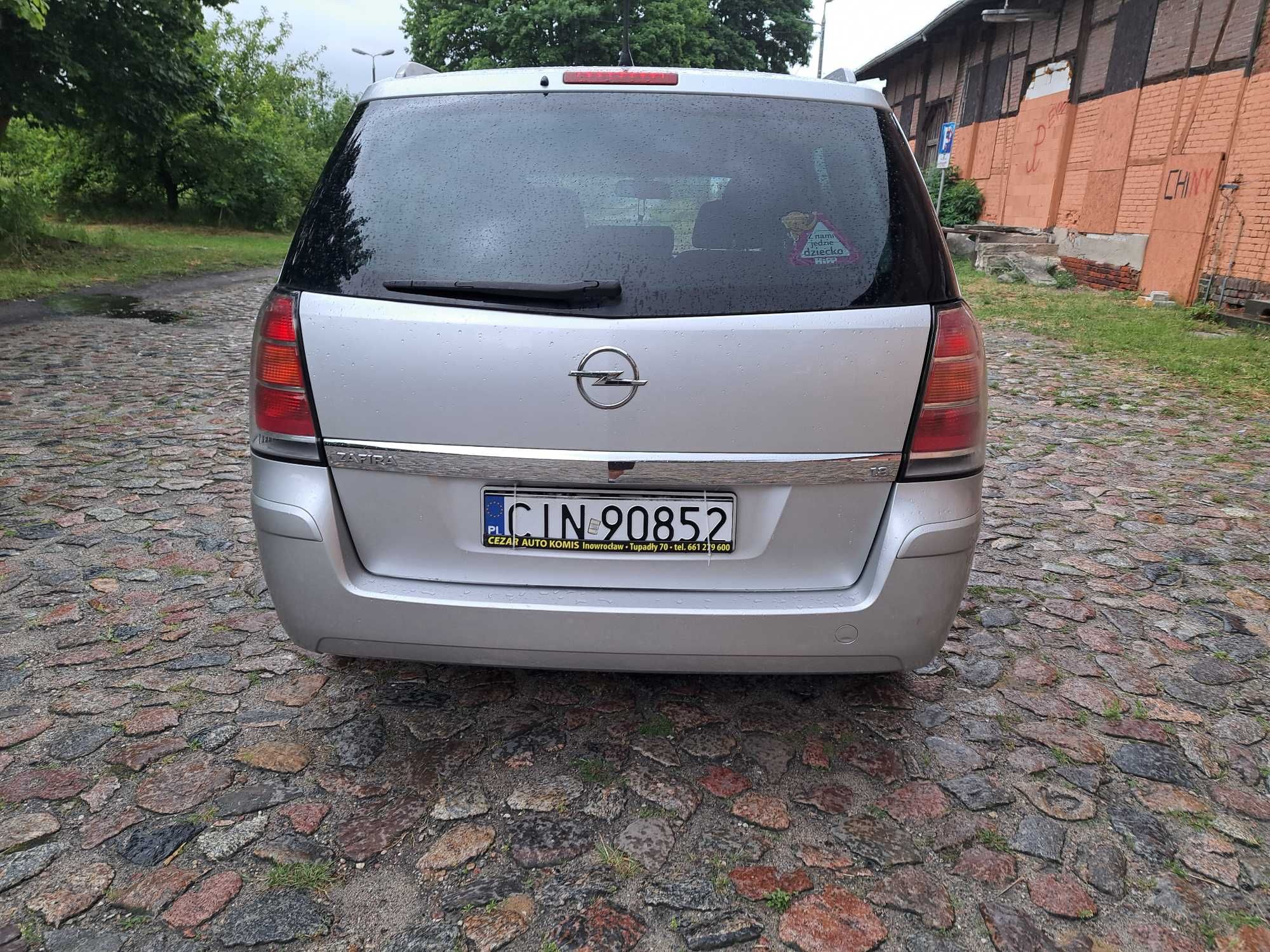 Opel Zafira B 1.8 b/gaz 7-osobowa