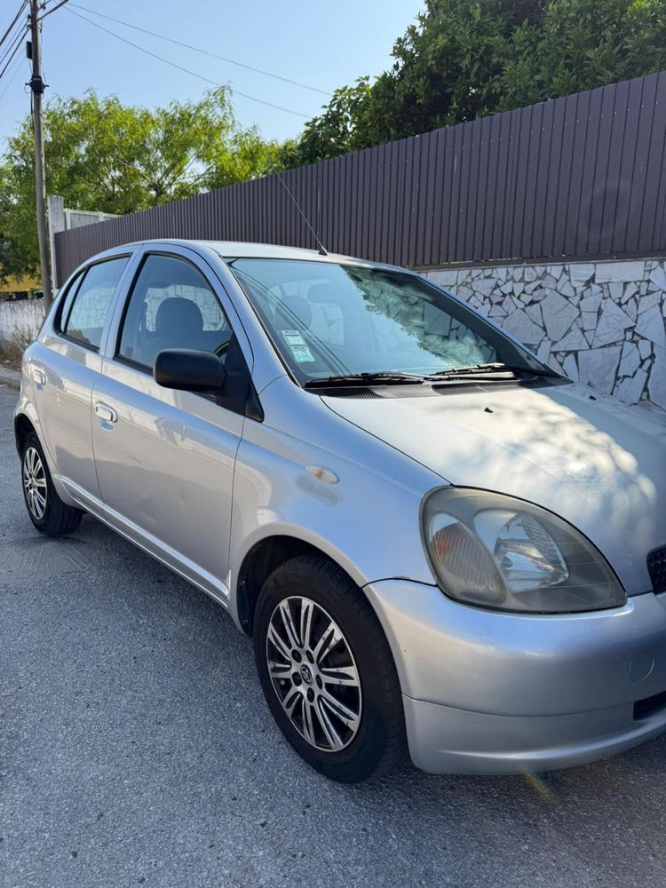 Toyota Yaris 1.0 VVTI 224.000KM Ler descrição