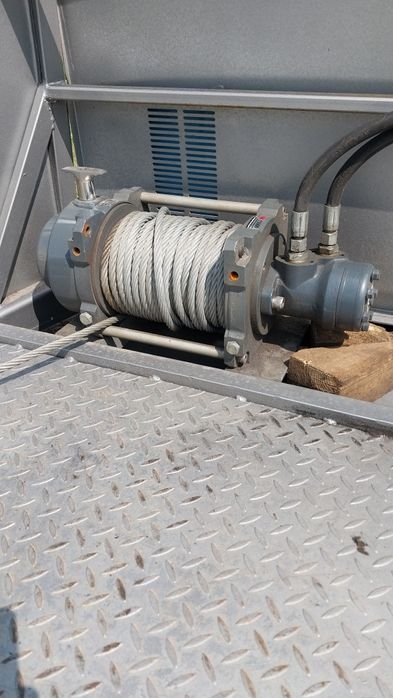 Евакуатор Sprinter 2.9