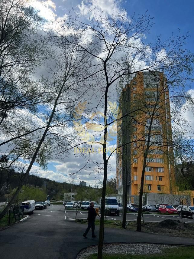 Продається 1к квартира ЖК Кузьмінський