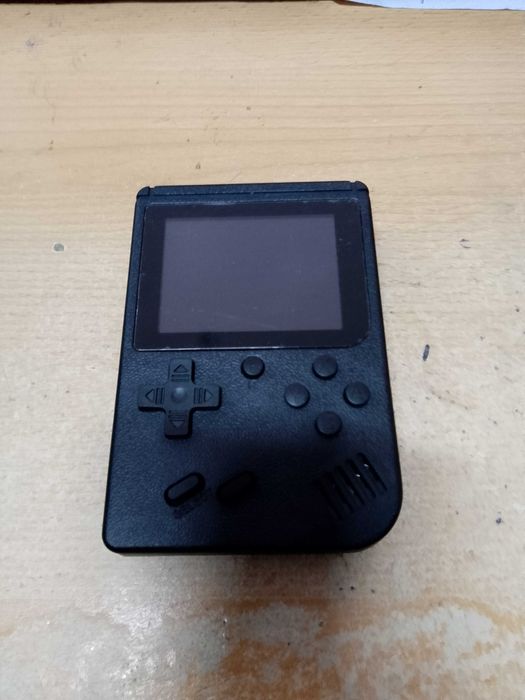 MINI PRZENOŚNA KONSOLA RETRO GRA 400W1 gameboy bez akumulatora sprawna