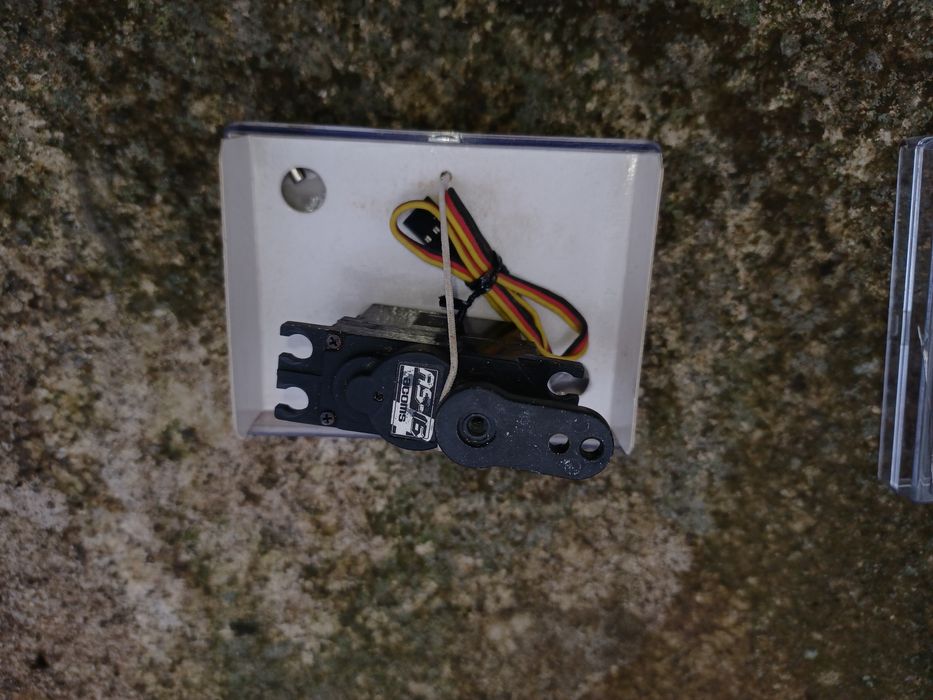 Servo carro rc novo