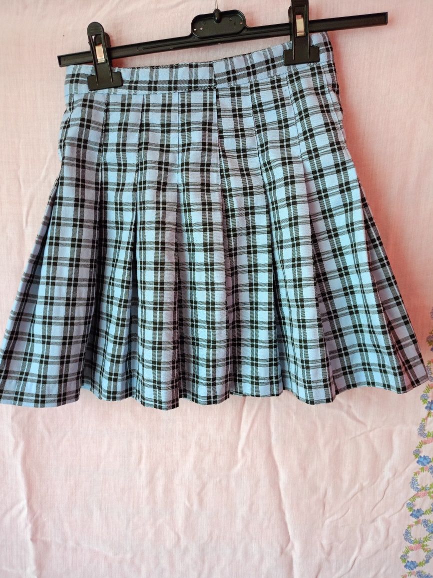 Nr278) spódniczka mini klosz dziewczynka 9-10 lat
