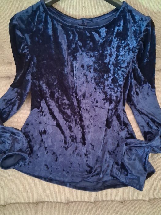 Blusa de veludo azul