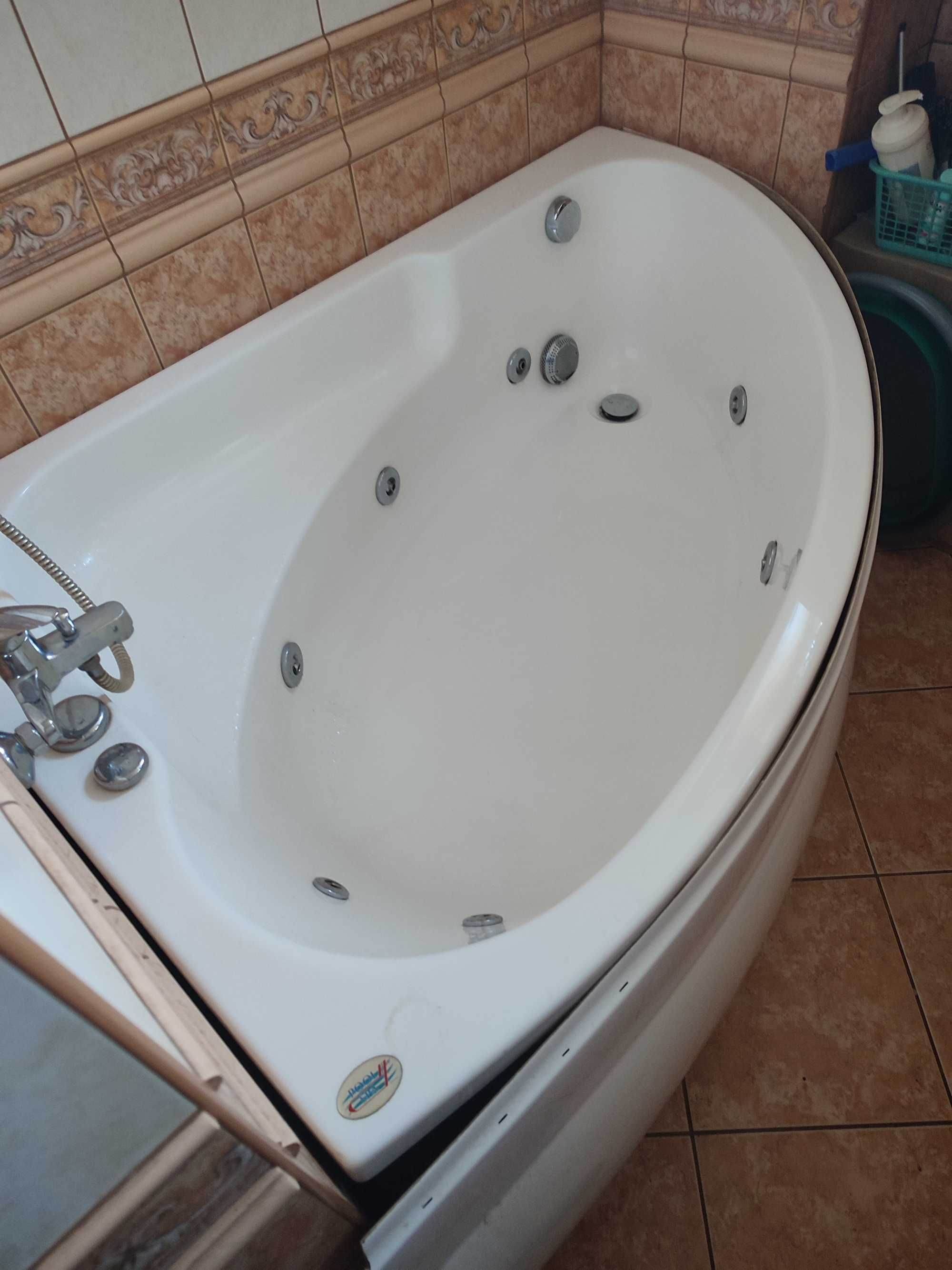 wanna z hydromasażem